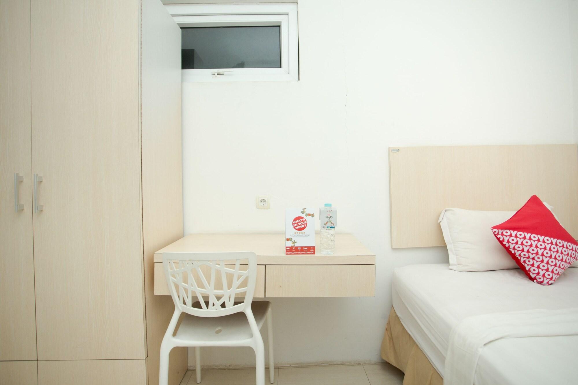 Oyo 850 Lapan Lapan Hotel Banjarmasin  Eksteriør billede