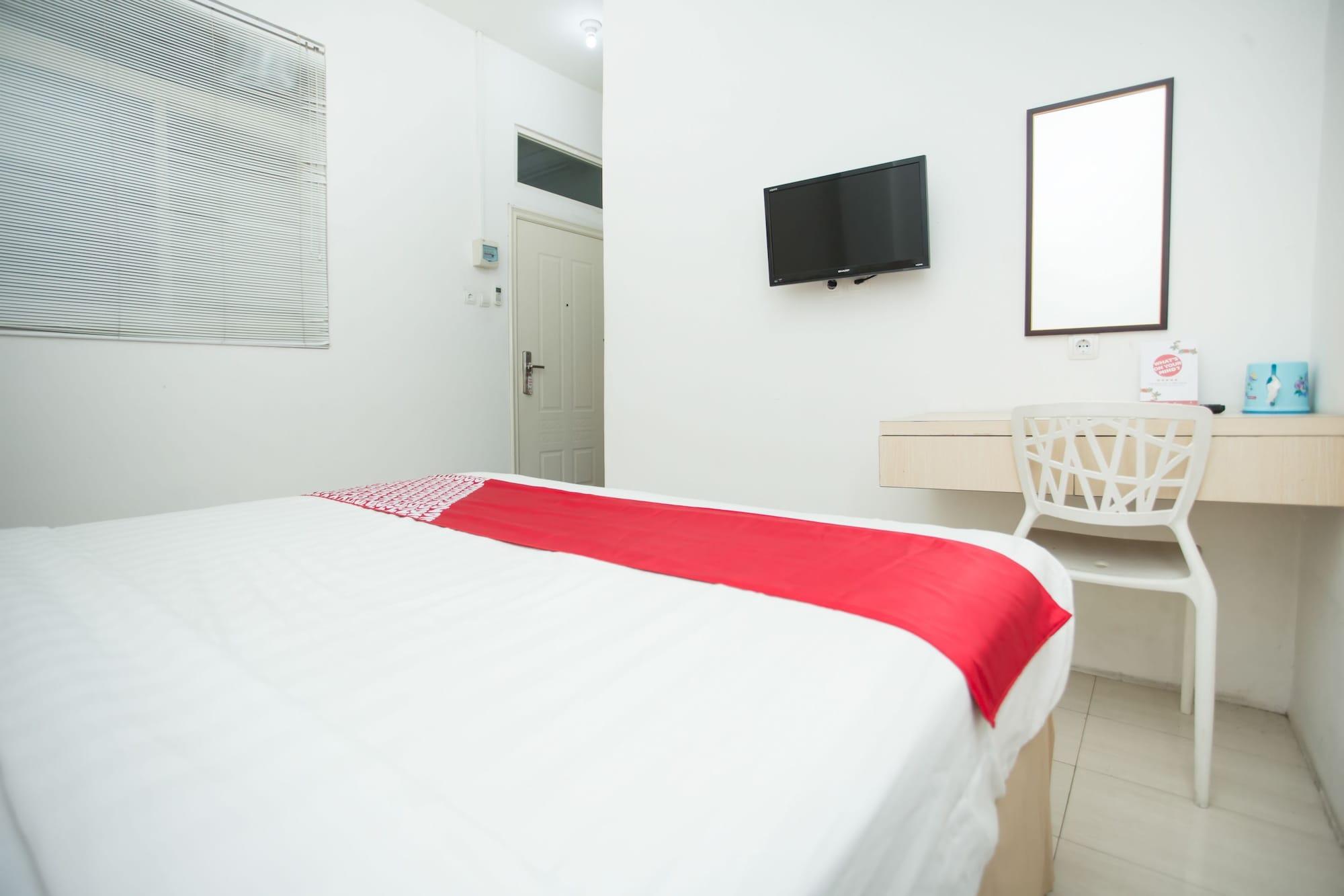 Oyo 850 Lapan Lapan Hotel Banjarmasin  Eksteriør billede