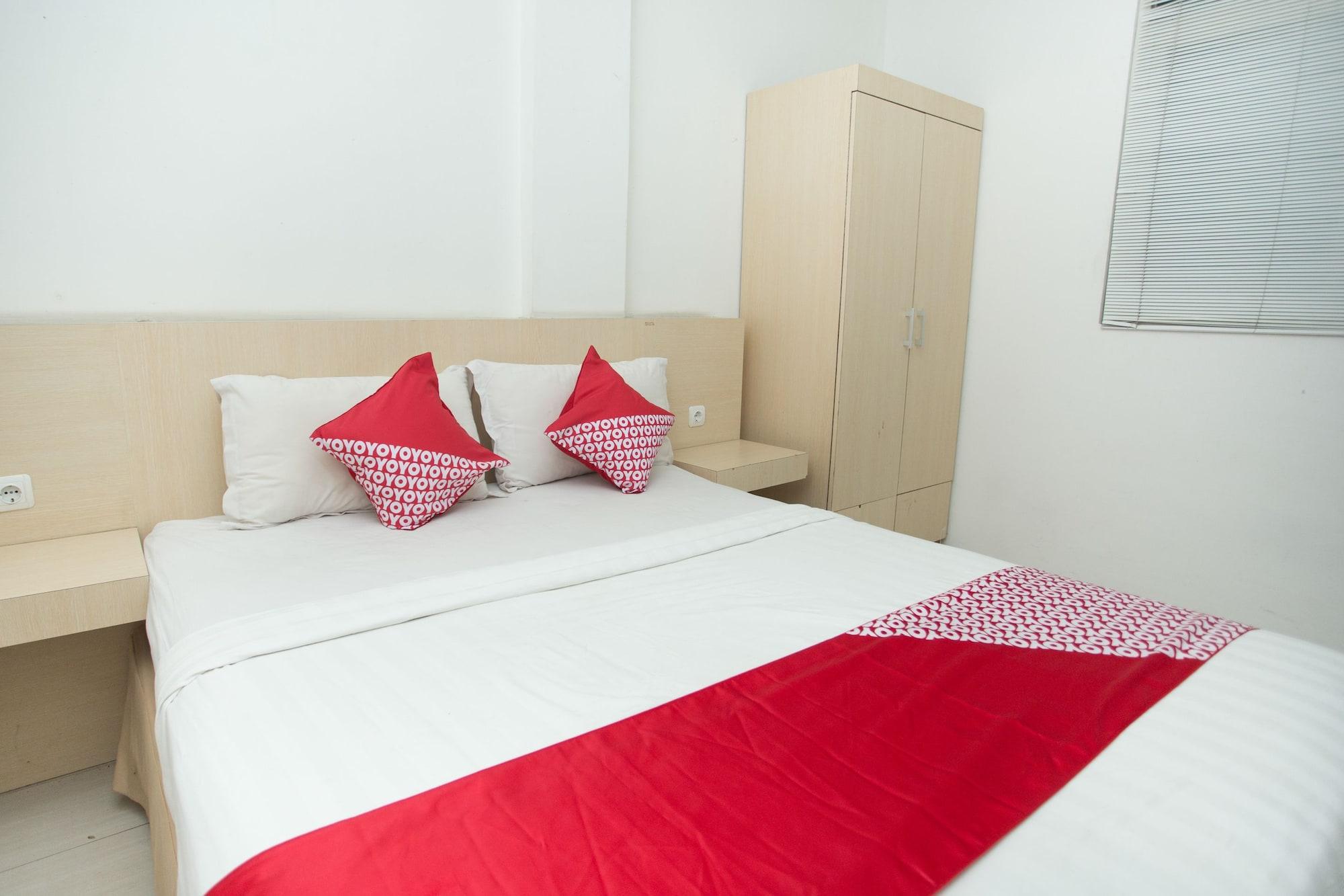 Oyo 850 Lapan Lapan Hotel Banjarmasin  Eksteriør billede