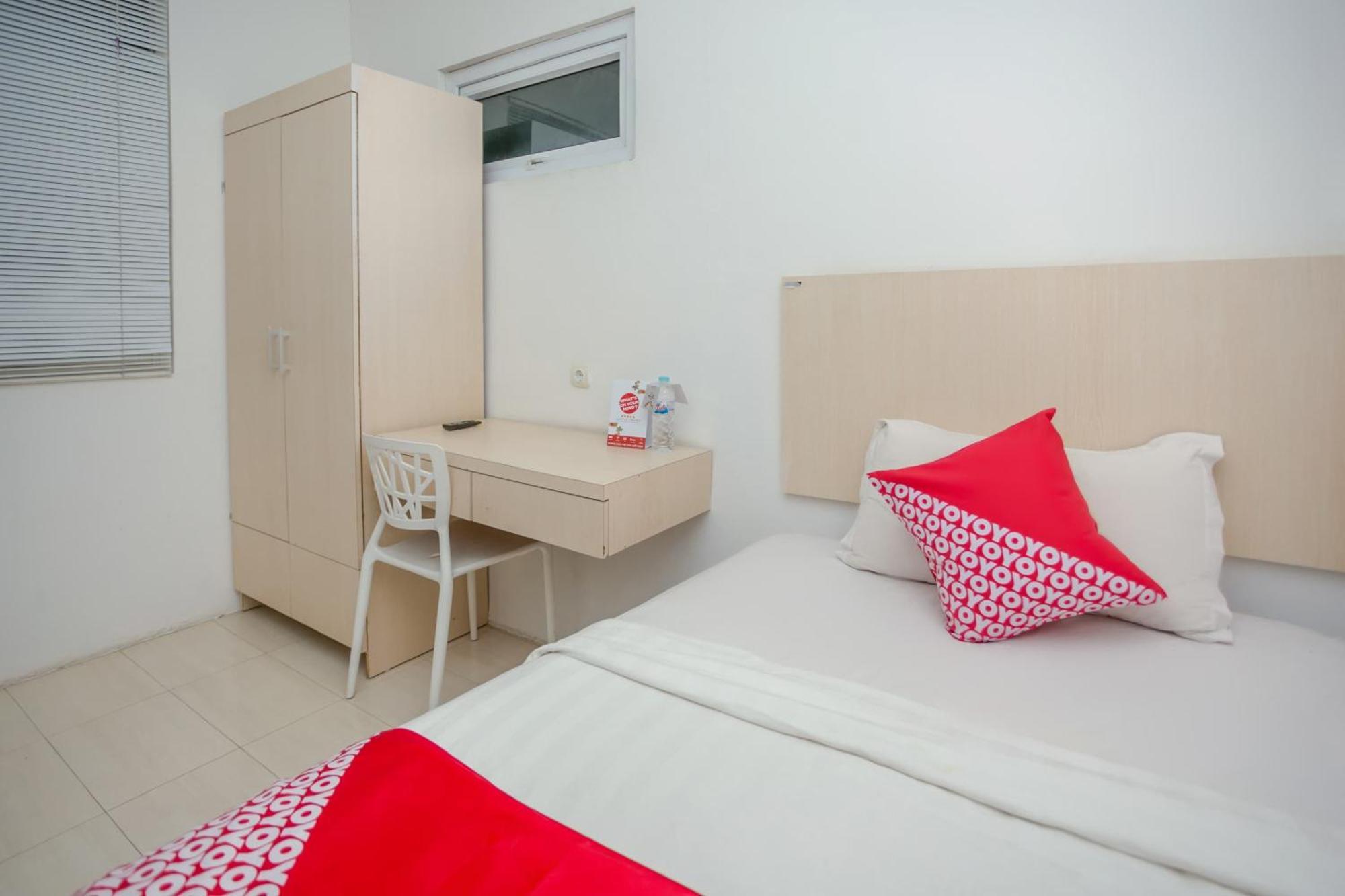 Oyo 850 Lapan Lapan Hotel Banjarmasin  Eksteriør billede