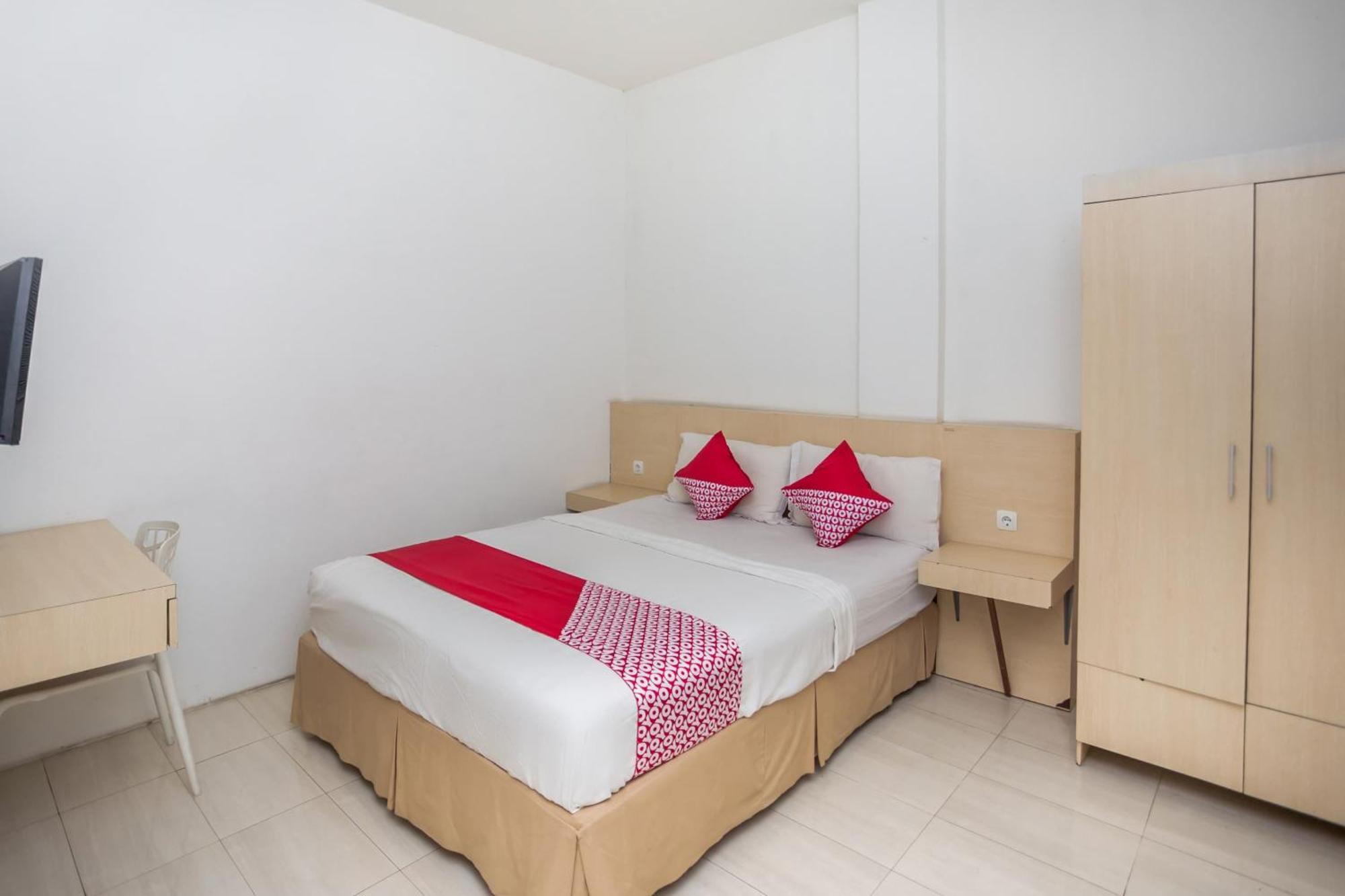 Oyo 850 Lapan Lapan Hotel Banjarmasin  Eksteriør billede